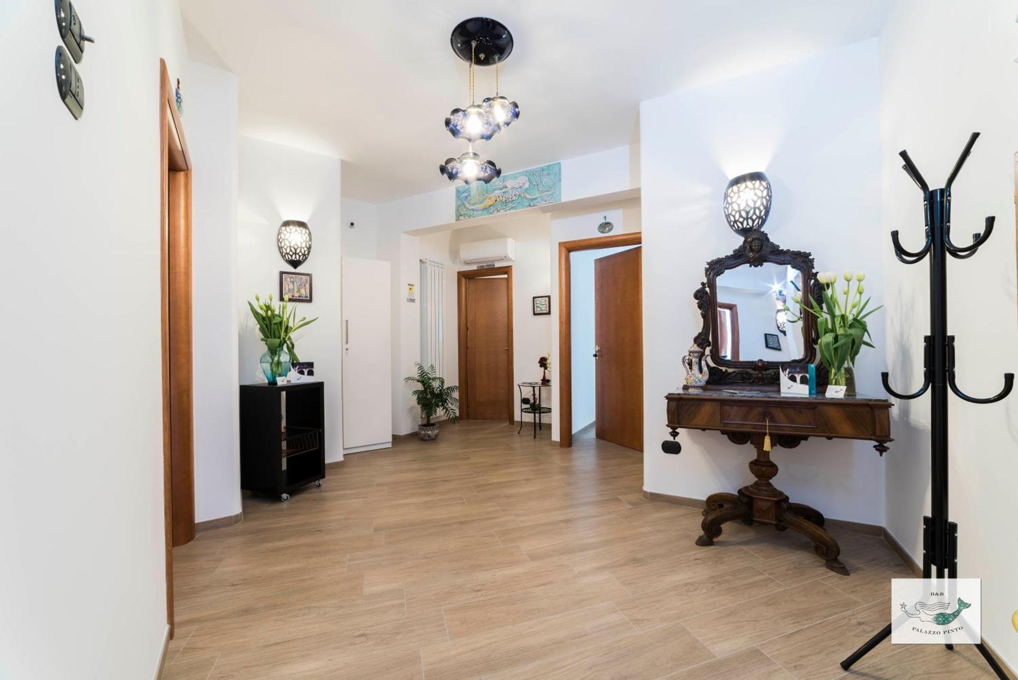 B&B Palazzo Pinto 2 Vietri Eksteriør billede