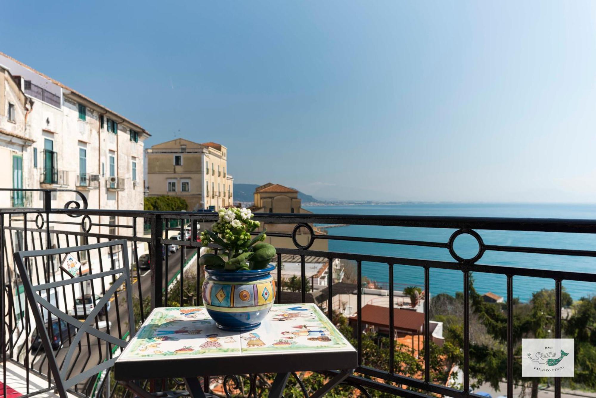 B&B Palazzo Pinto 2 Vietri Eksteriør billede