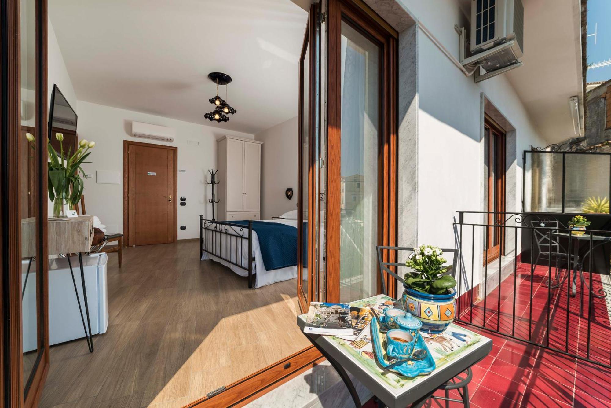 B&B Palazzo Pinto 2 Vietri Eksteriør billede